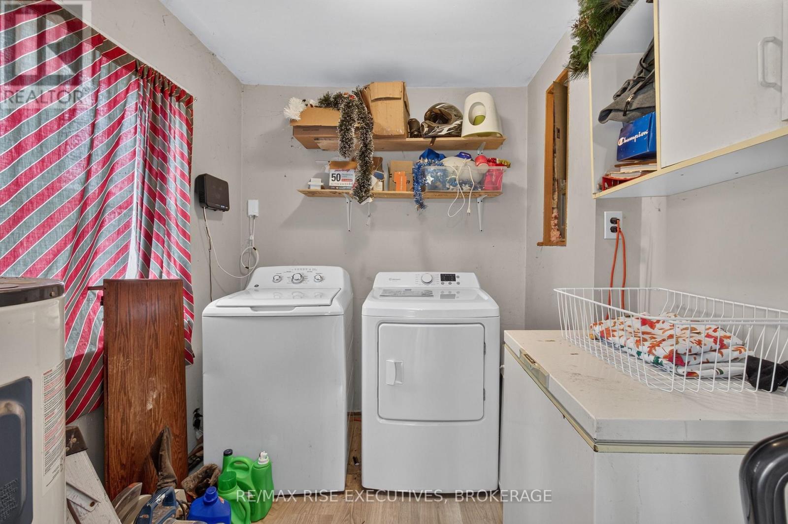 463 STATION ROAD - 6