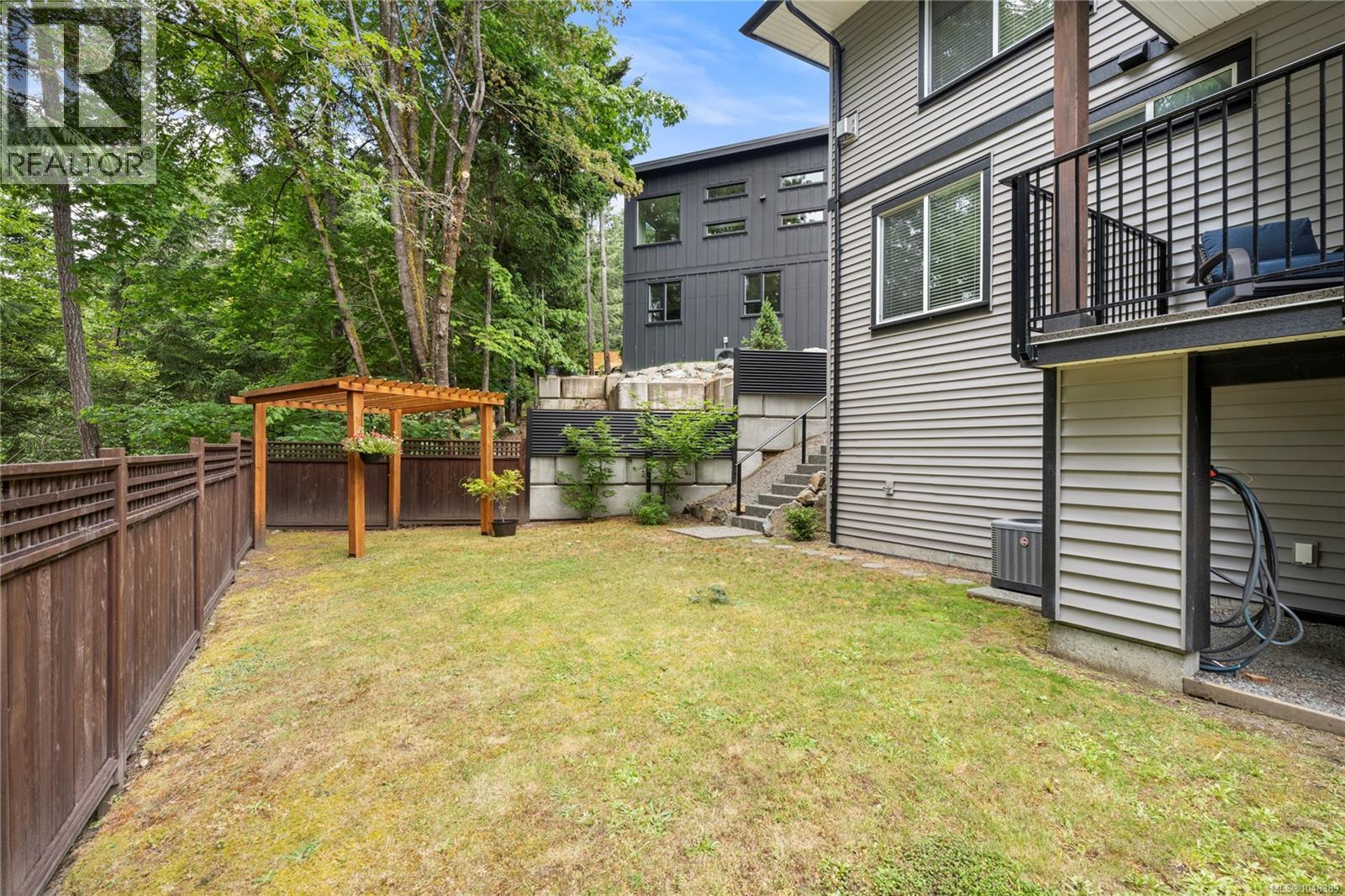 222 Golden Oaks Cres - Image 21