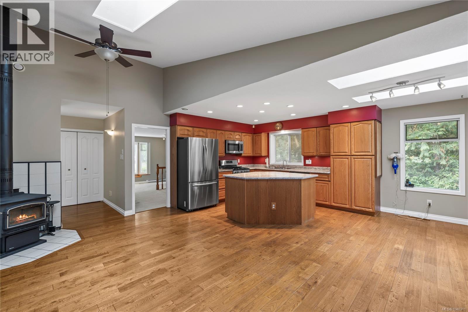 381 Fourneau Way - 24