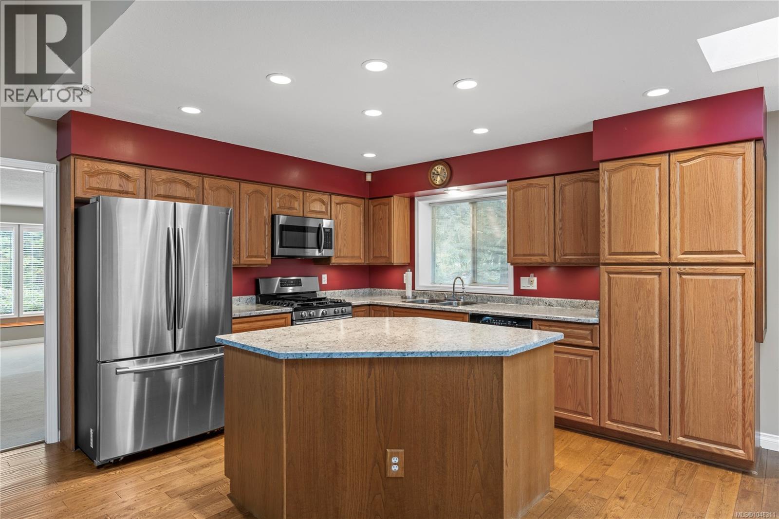 381 Fourneau Way - 5