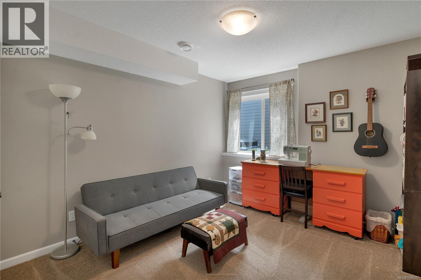 885 Timberline Dr - Image 19