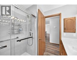 108 Woodside Close Nw, Airdrie, AB T4B2C7 Photo 13