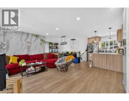 3pc Bathroom - 2415 22 Avenue Sw, Calgary, AB T2T0T1 Photo 8
