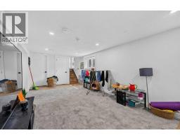 2415 22 Avenue Sw, Calgary, AB T2T0T1 Photo 25