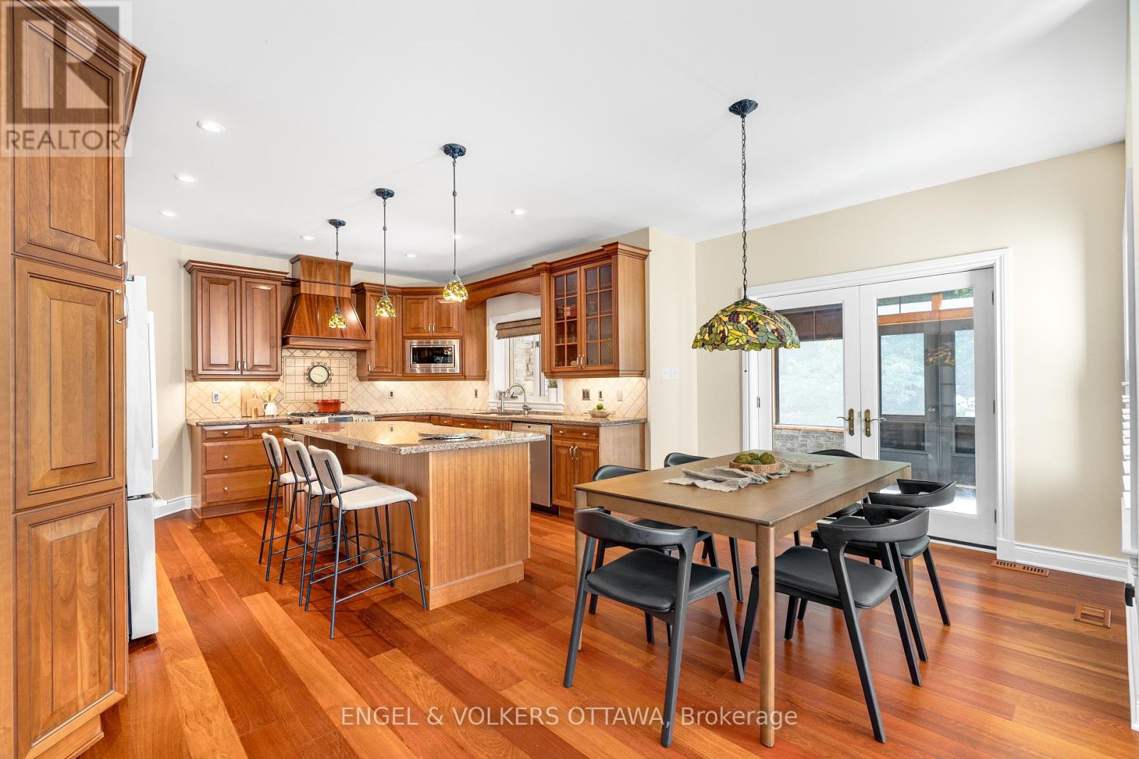 6 MARCHVALE DRIVE - Image 12