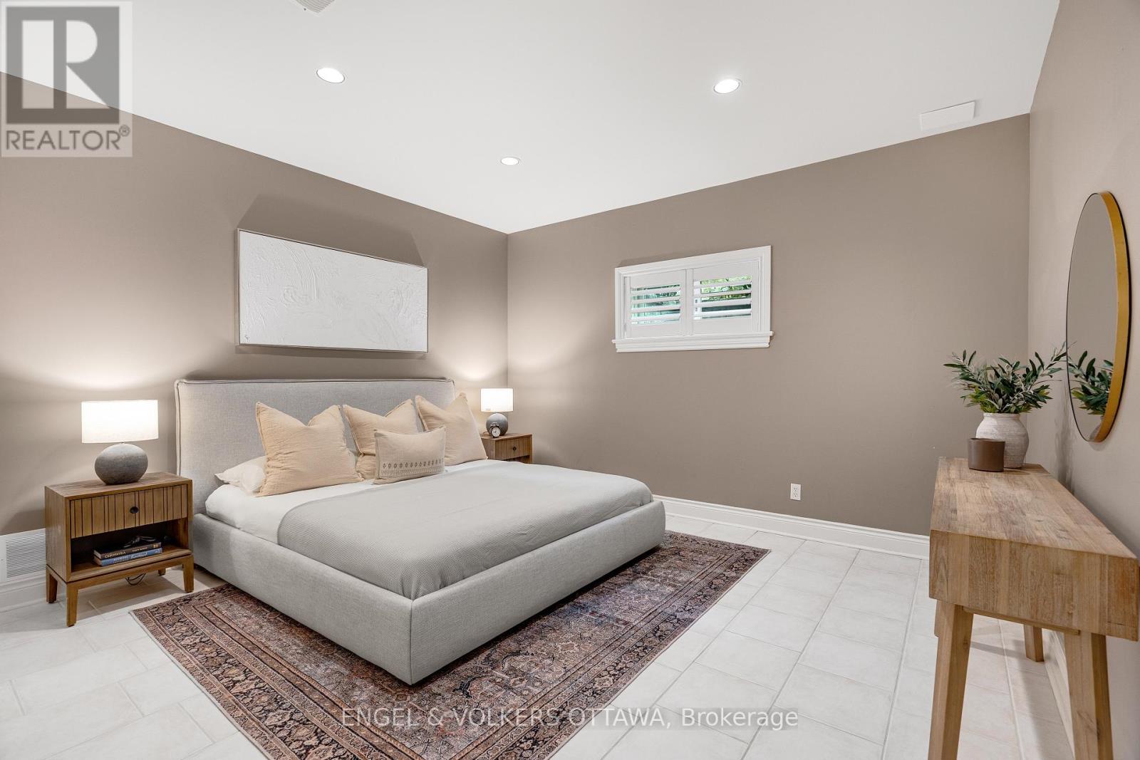 6 MARCHVALE DRIVE - Image 25