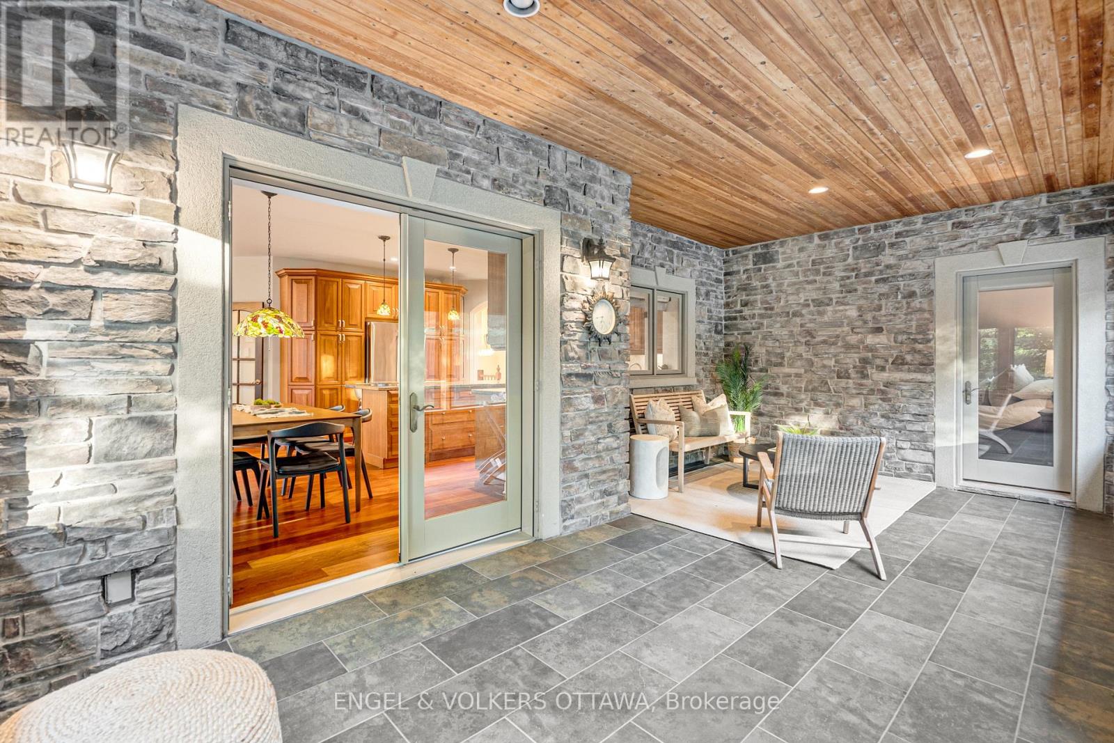 6 MARCHVALE DRIVE - Image 30
