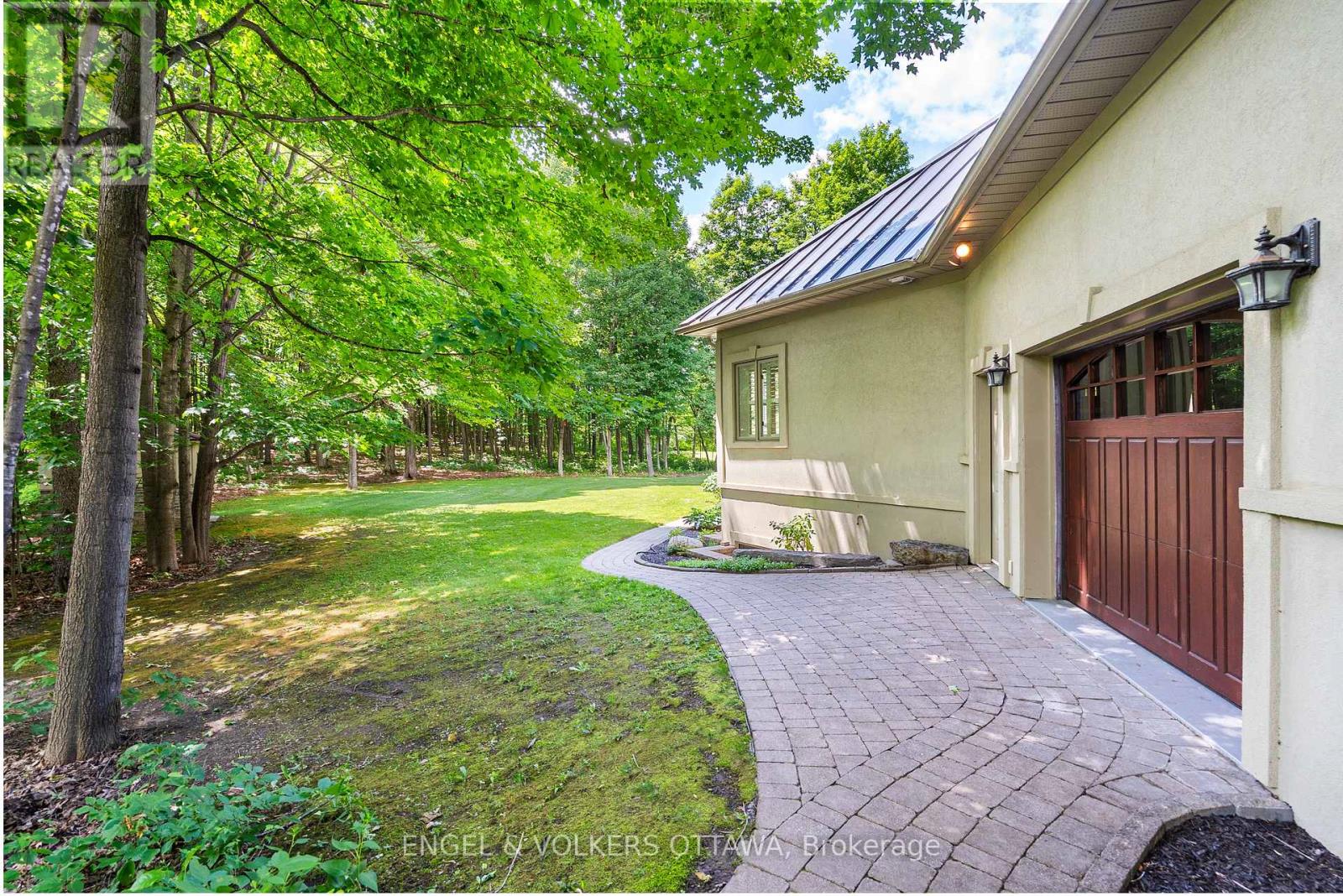 6 MARCHVALE DRIVE - Image 49