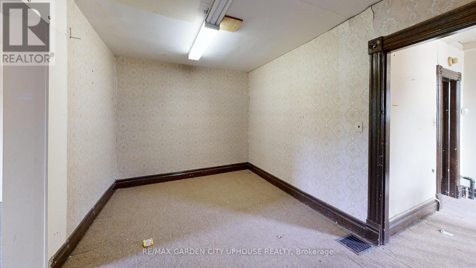 71 QUEEN STREET - 13
