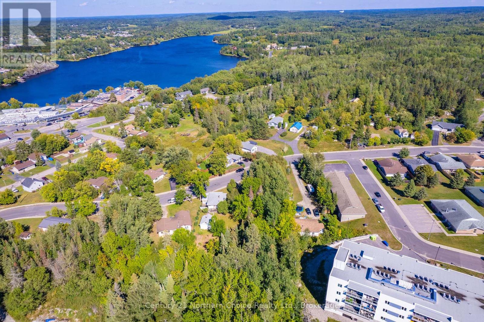LOT 3 M297 PINE PORTAGE Road, Kenora (South Park Estate), Ontario, P9N2K1, Kenora (South Park Estate), Ontario — photo 3 of 5