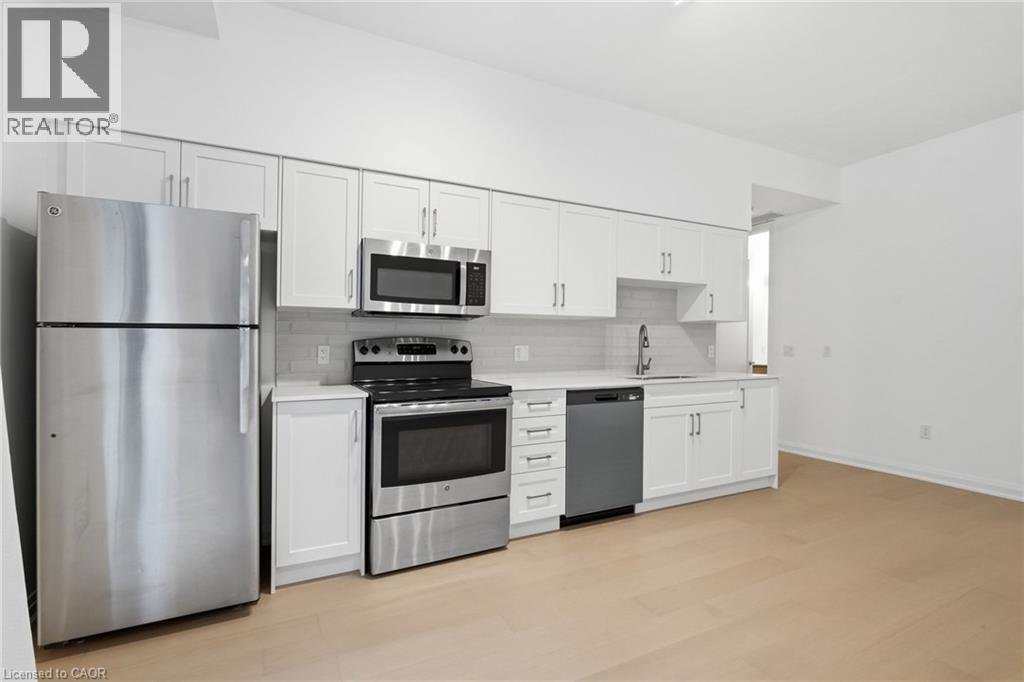 909-112 KING Street E - 17