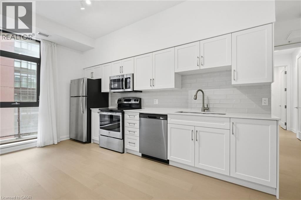 909-112 KING Street E - Image 16