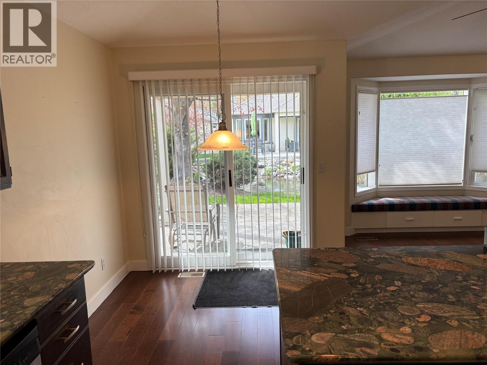 212 550 Yates Road, Kelowna