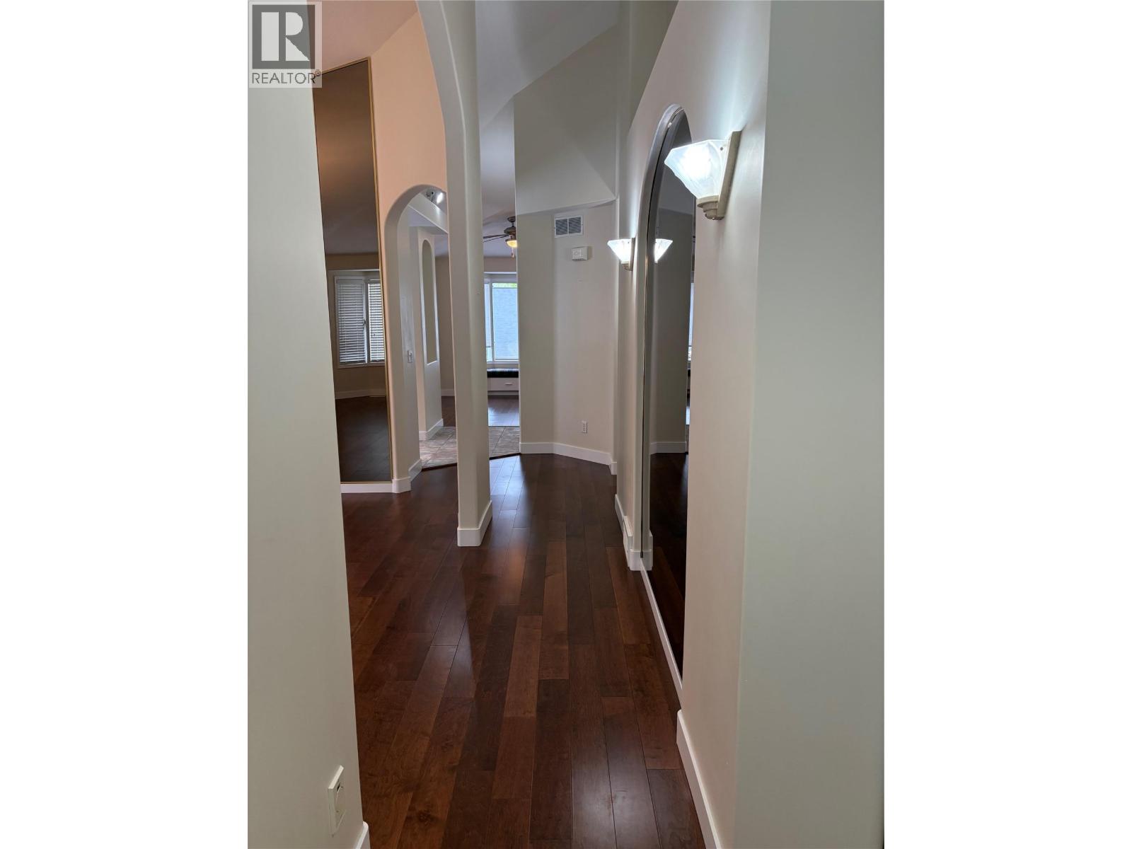 212 550 Yates Road, Kelowna