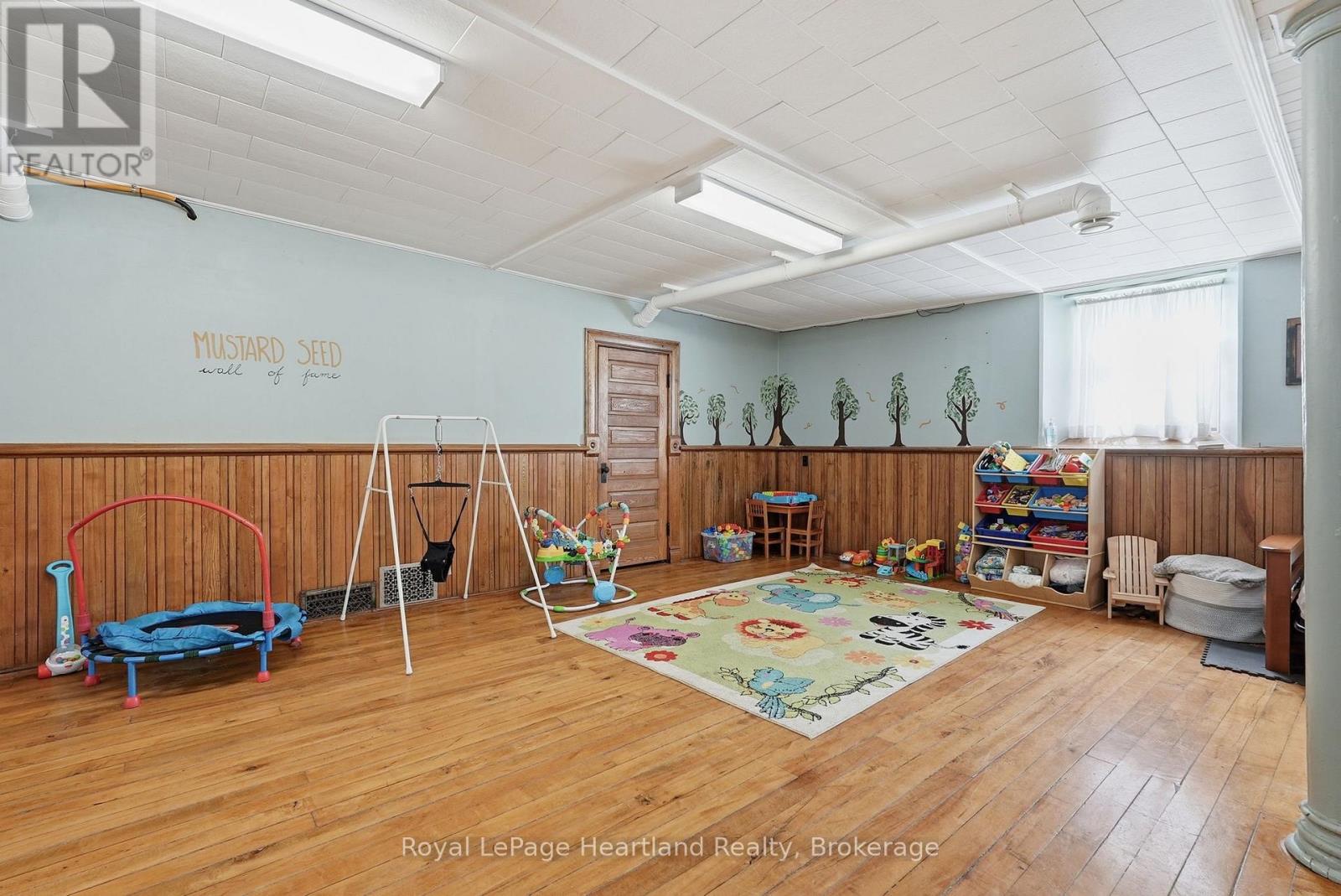 3080 PATRICK STREET - Image 35