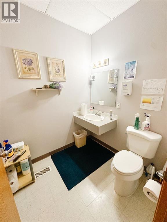 Listing photo – 4427 45 Avenue, Rocky Mountain House