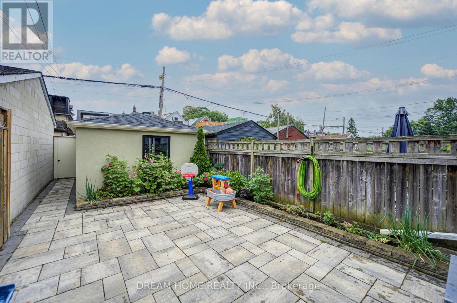 737 SHAW STREET - 43