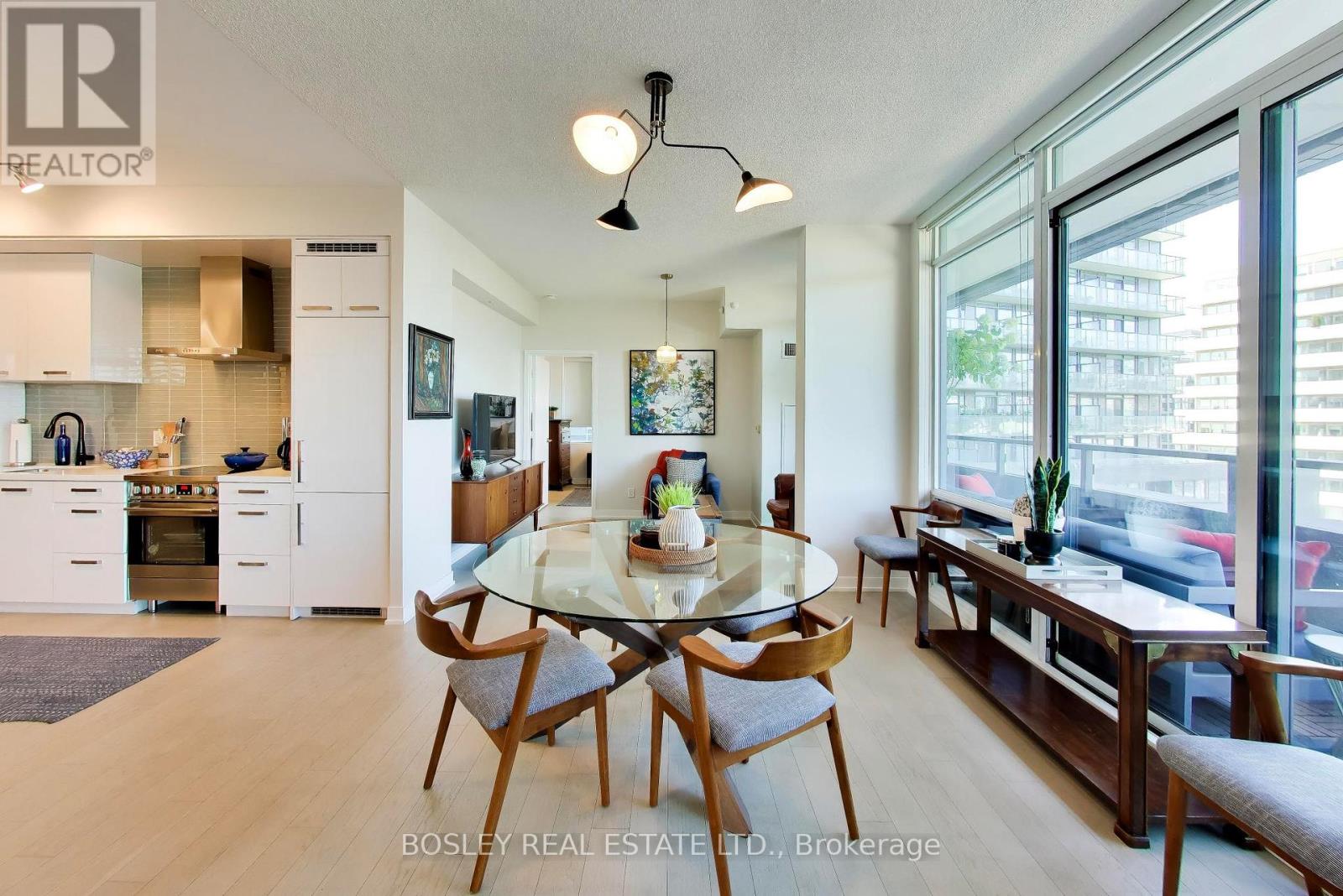 #N 519 120 BAYVIEW AVENUE - 10
