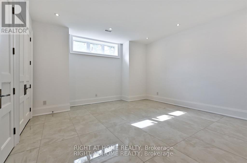27 HURLINGHAM CRESCENT - 41