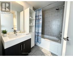 901 - 35 Brian Peck Crescent, Toronto, ON M4G0A5 Photo 8