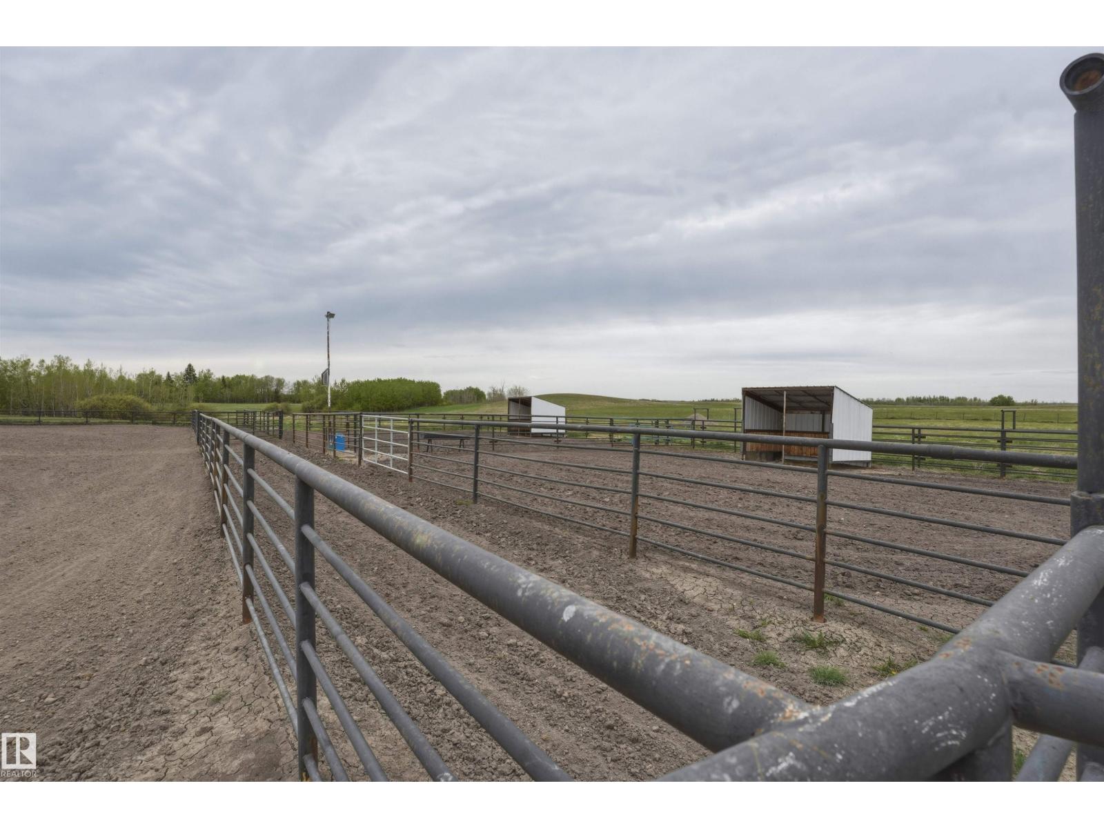56502 RGE ROAD 33 - 62