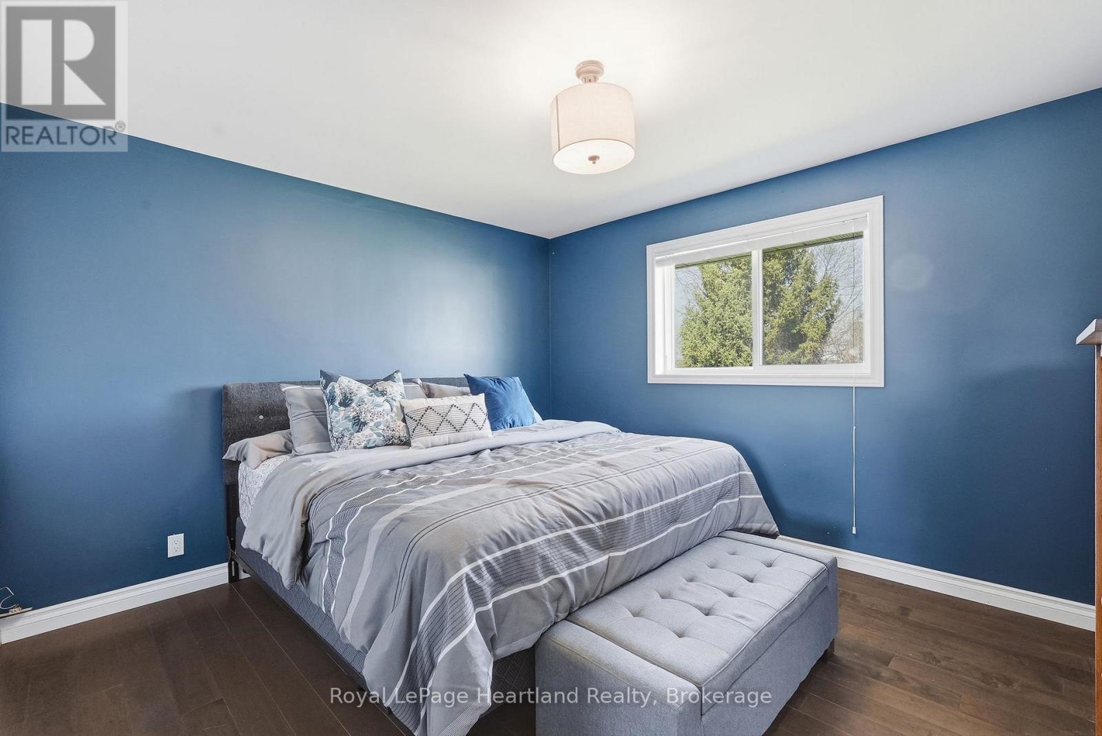25 VINCENT STREET - 21