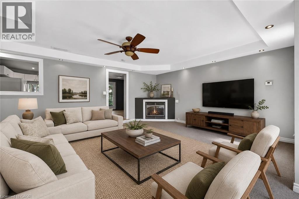 126 MOUNTAIN Street - Image 3