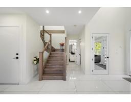 12822 114a Avenue, Surrey, BC V3R2M9 Photo 10