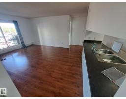 #205 9910 107 St, Morinville, AB T8R0A3 Photo 11