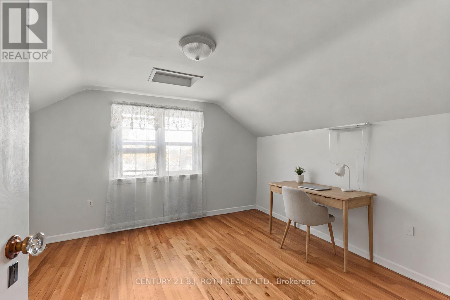 328 COLBORNE STREET W - Image 11