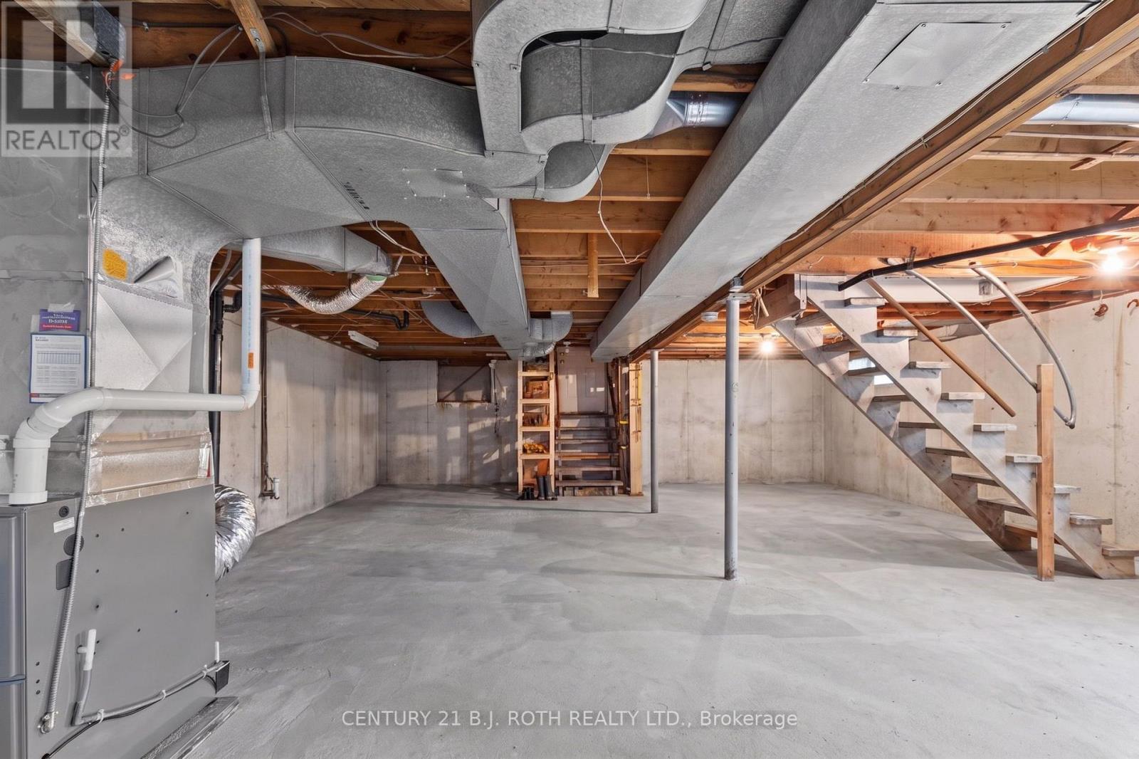 328 COLBORNE STREET W - Image 15