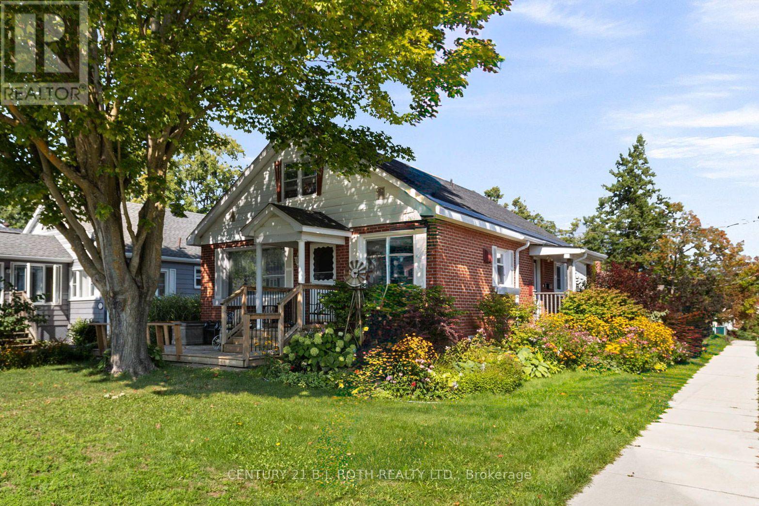 328 COLBORNE STREET W - 2