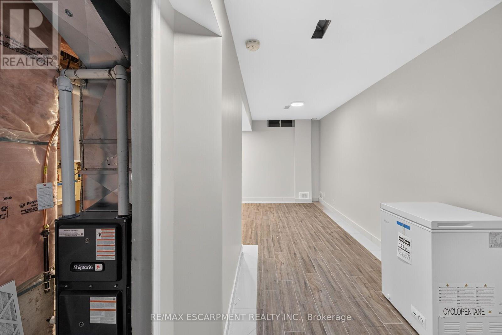 33 BRANTDALE AVENUE - Image 39
