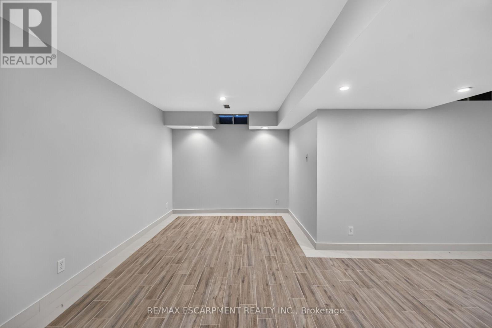 33 BRANTDALE AVENUE - 45