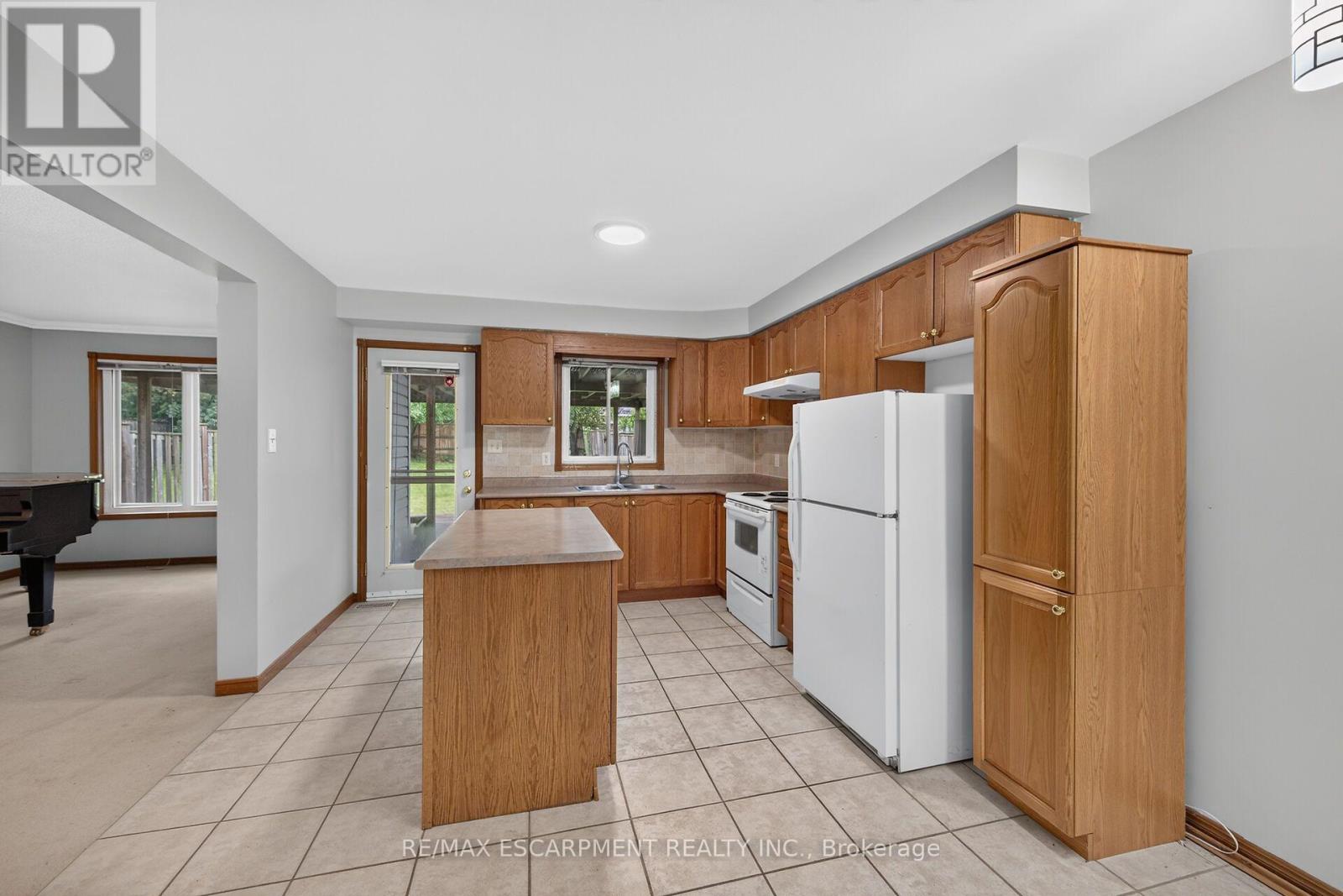 33 BRANTDALE AVENUE - 8