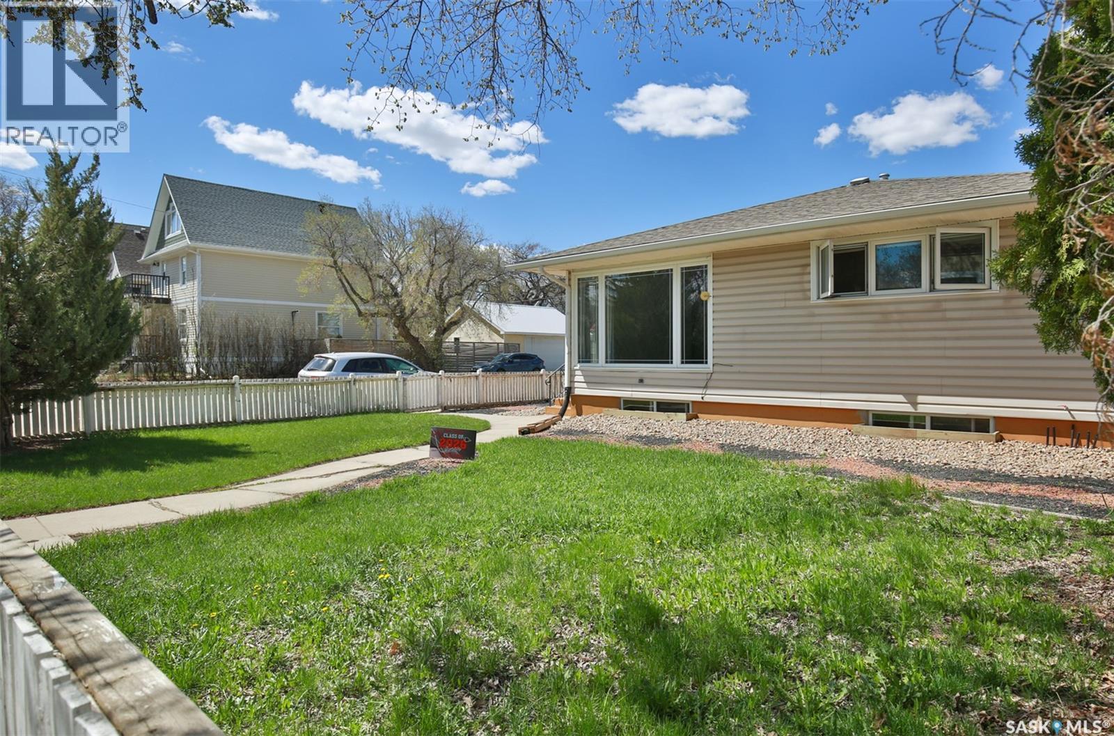 1204 3rd AVENUE NW - 2