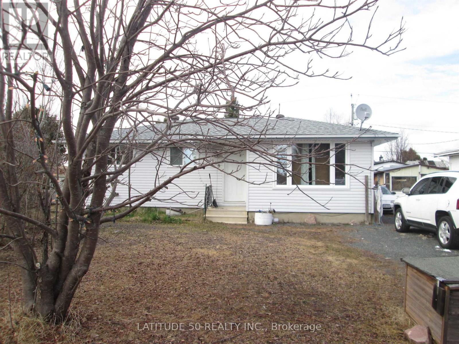 119 WILLOW PLACE - 1