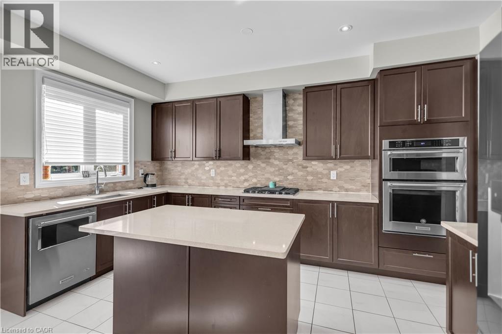 35 WILMOT Road - Image 15
