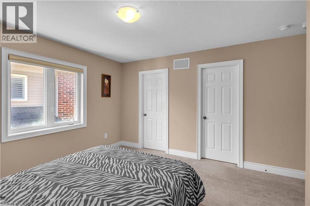 35 WILMOT Road - Image 38