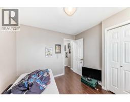 1-6, 8 Huntley Close NE - photo 10