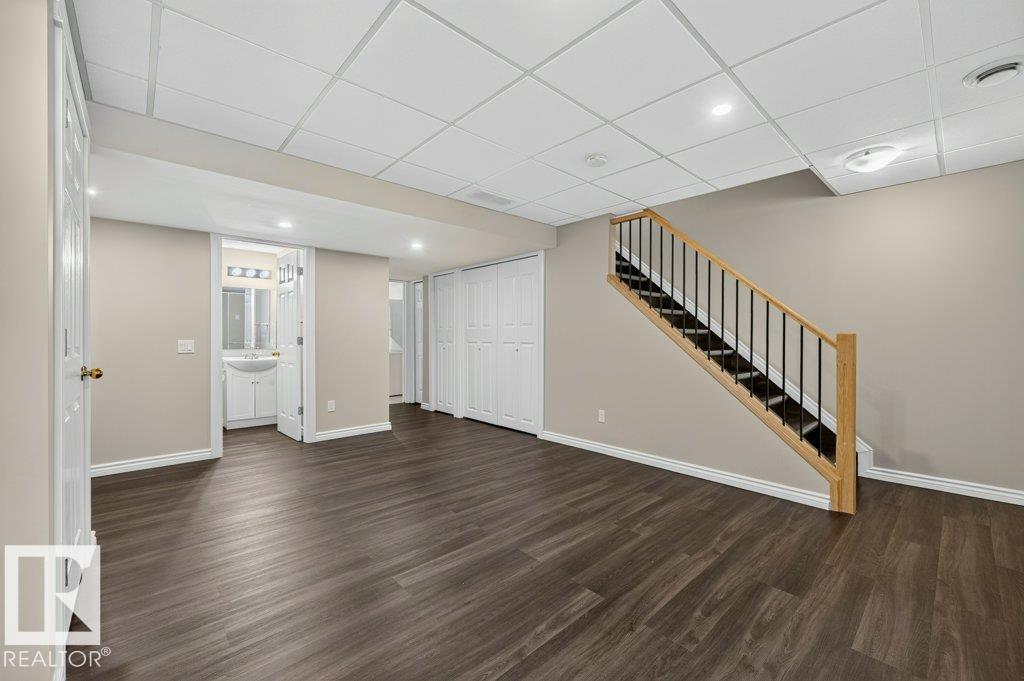 #26 2816 34 AV NW - 28