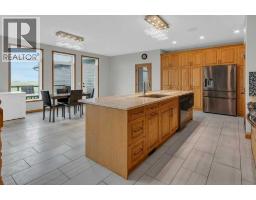 Dining room - 242017 Township Road 232, Rural Wheatland County, AB T1P1J6 Photo 6