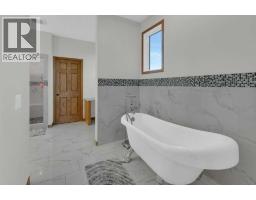 Storage - 242017 Township Road 232, Rural Wheatland County, AB T1P1J6 Photo 21
