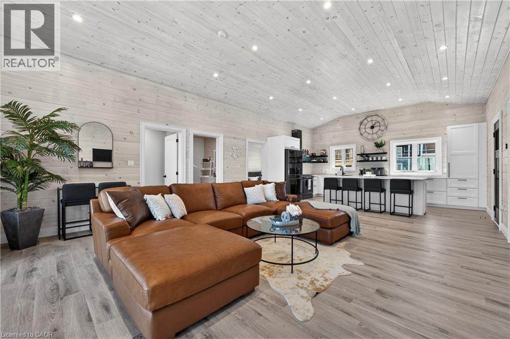 71865 SUNVIEW Avenue - Image 21