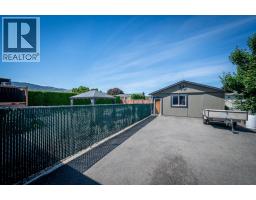 976 Holt Street, Kamloops, BC V2B5G9 Photo 32