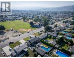 976 Holt Street, Kamloops, BC V2B5G9 Photo 46