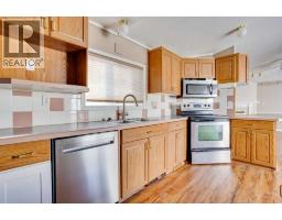 172 Clausen Crescent, Fort Mcmurray, AB T9K2H7 Photo 13