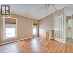 172 Clausen Crescent, Fort Mcmurray, AB T9K2H7 Photo 16