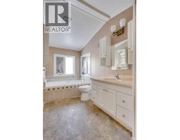172 Clausen Crescent, Fort Mcmurray, AB T9K2H7 Photo 21