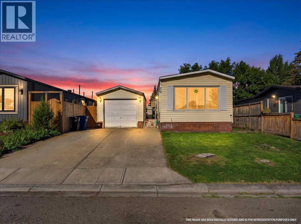 216 Spring Haven Close SE - 1